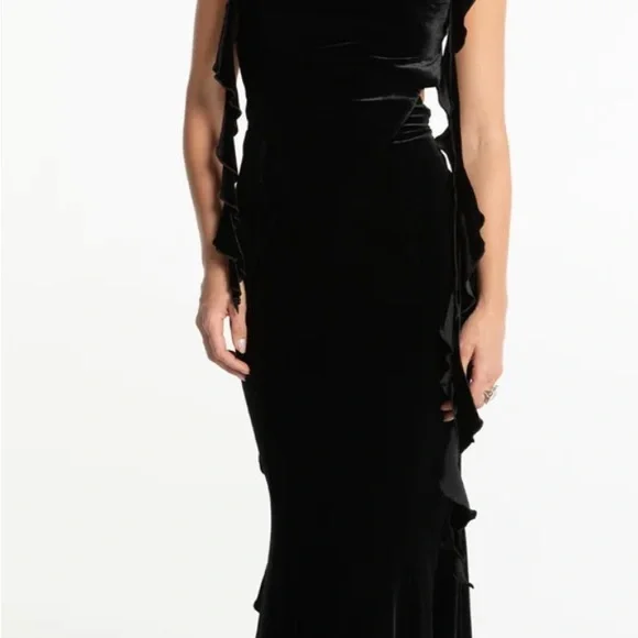 Nana Jacqueline Black Velvet Caroline Ruffle Maxi Holiday Dress - Picture 2 of 3